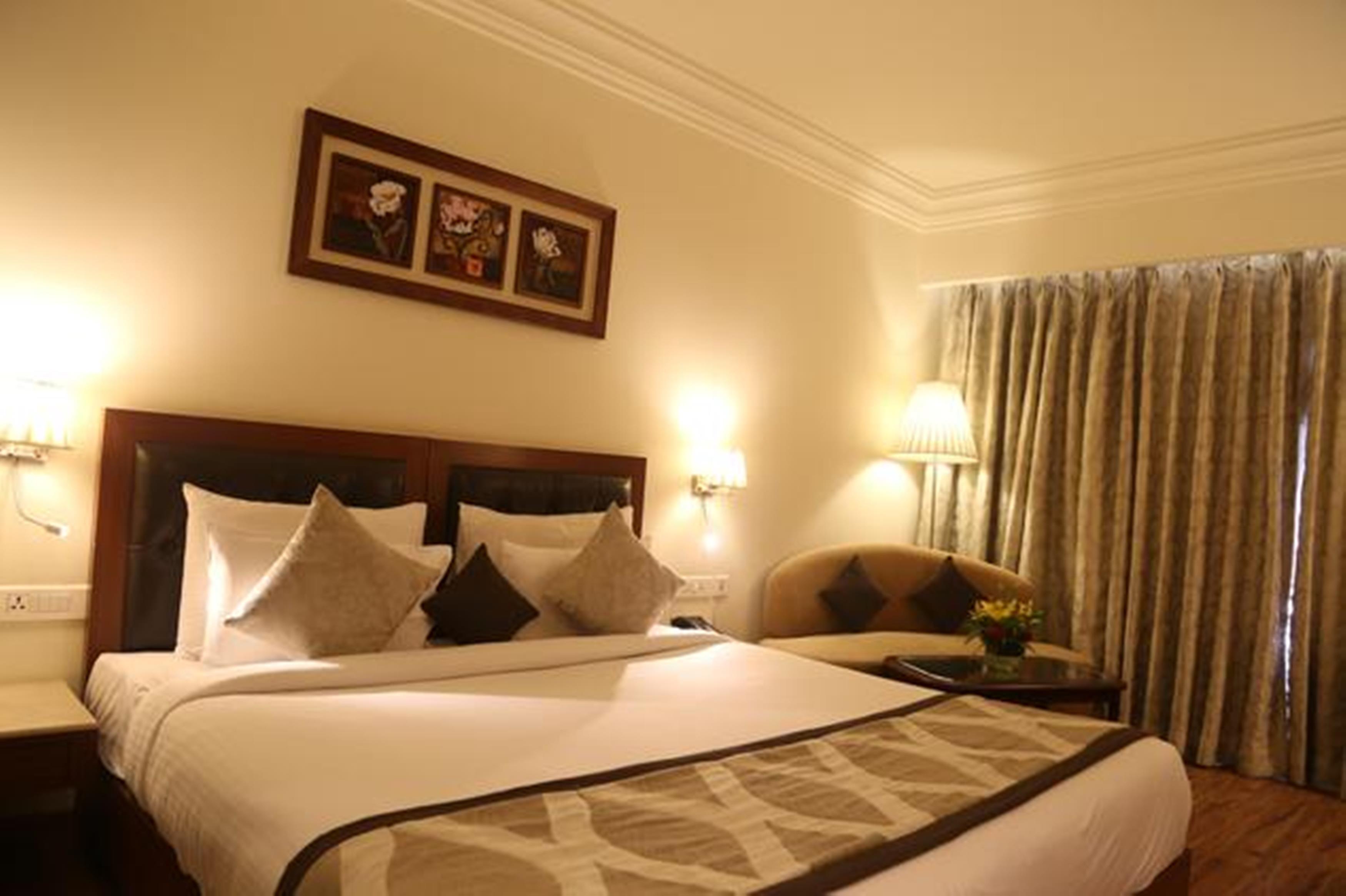 Hotel Regent Grand Nueva Delhi Exterior foto