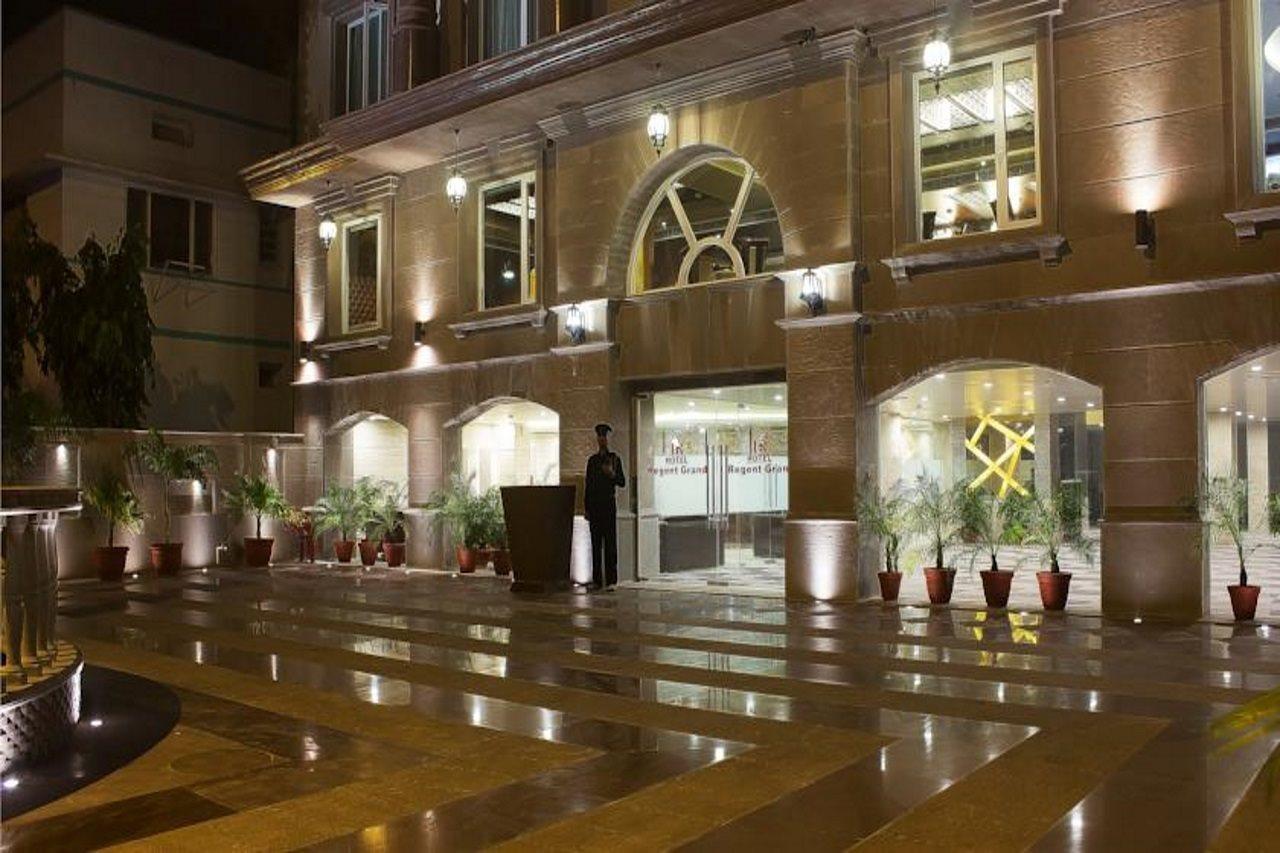 Hotel Regent Grand Nueva Delhi Exterior foto