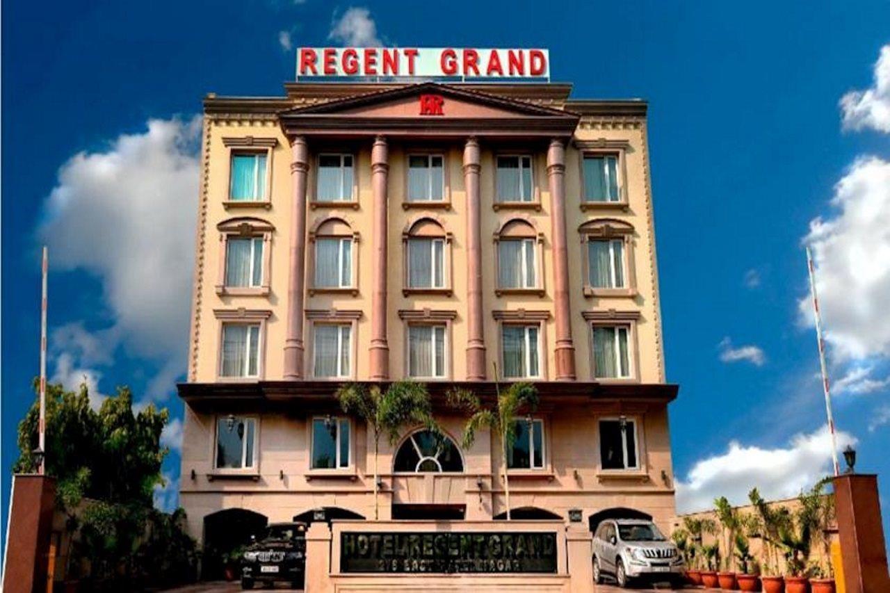 Hotel Regent Grand Nueva Delhi Exterior foto