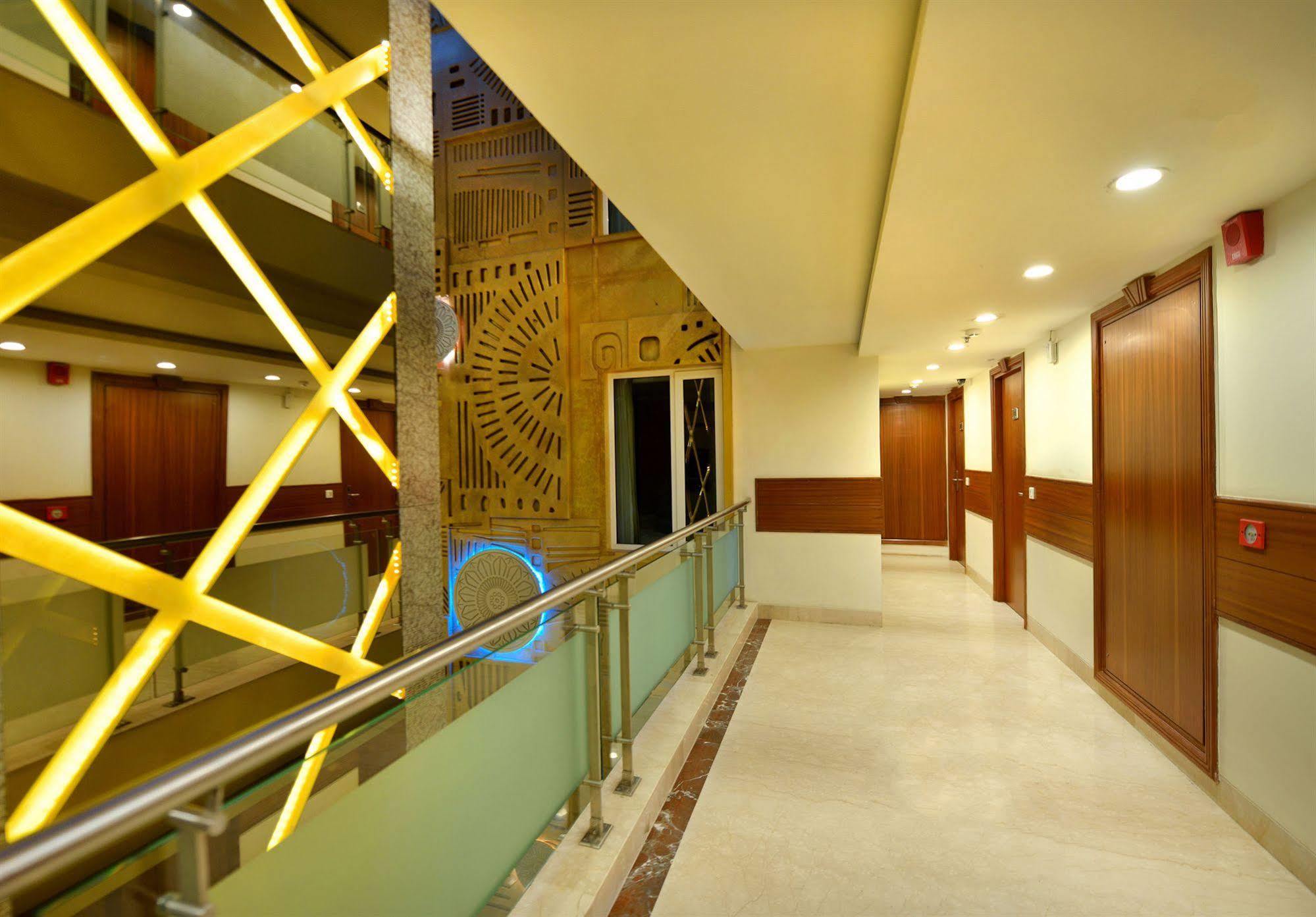Hotel Regent Grand Nueva Delhi Exterior foto